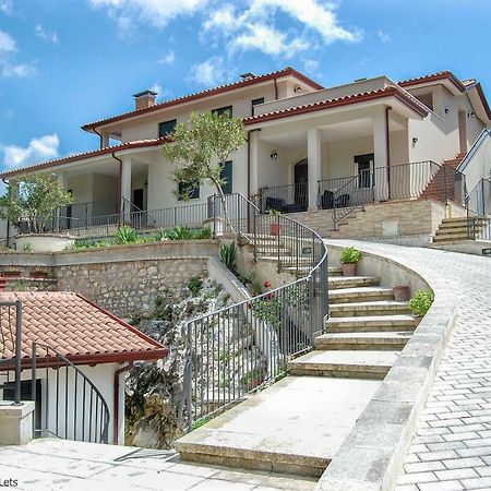 Апартаменты Casa Elisabetta Shortlets Caposele Экстерьер фото